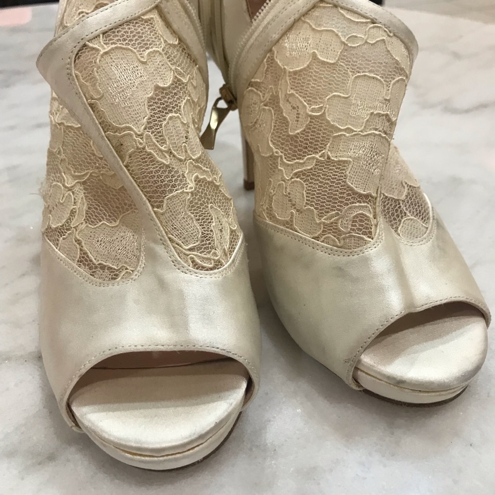 Kate spade lace heels